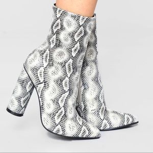 Fashion nova snake boots